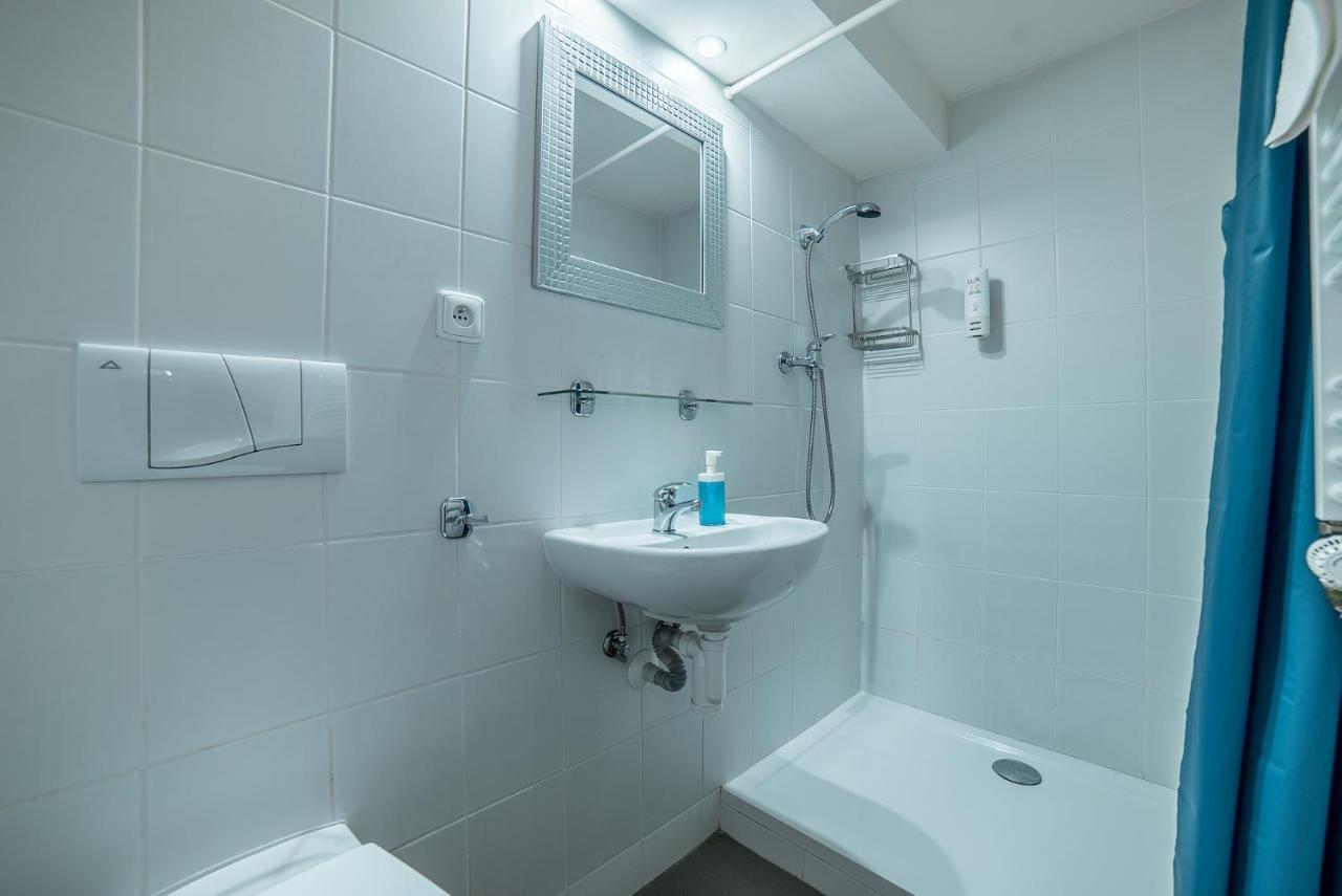 Antonio Residence Škvorec Buitenkant foto